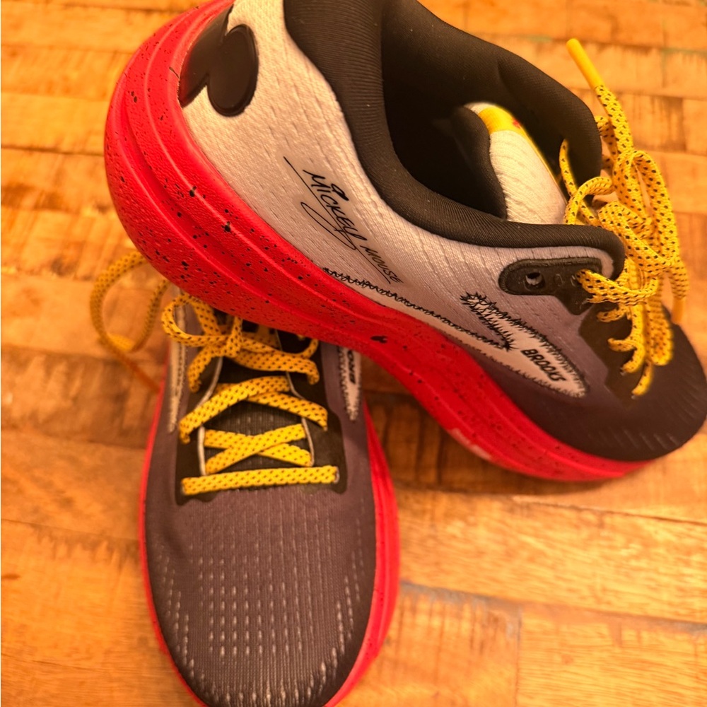 RunDisney Brooks X Ghost Max 2025